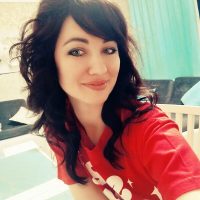 Знакомства и общение в MAX