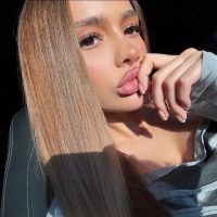 Валя Карнавал в MAX