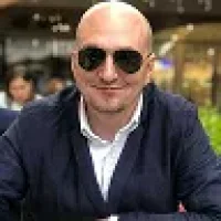 КАРНАУХОВ в MAX