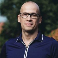 Александр Бречалов в MAX