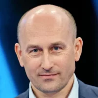 Николай Стариков в MAX