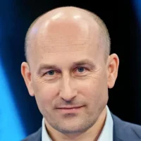 Николай Стариков в MAX