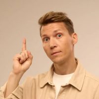 Олег Солнцев Нашпотребнадзор в MAX