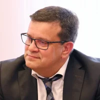 Максим Парфенов в MAX