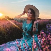 Юля, покажи Крым в MAX