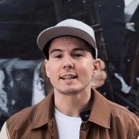 Юрий Наизнанку в MAX