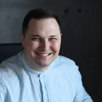 Инвестиции с Никитой Костанда в MAX