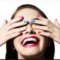 Юмор и общение мастеров маникюра в MAX