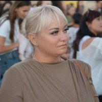 Елена Сафонова в MAX