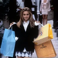 Надеть или одеть? в MAX