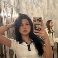 Ярослава тут в MAX