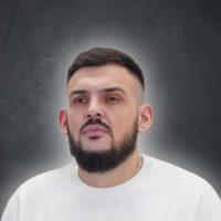 Денис Вайс в MAX