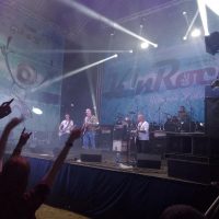 OiN Одни из Нас в MAX