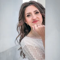 Лидия Белова в MAX