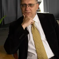 Гуренков "ОБО ВСЕМ" в MAX