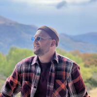 Артём Лавриненко в MAX