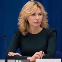 Екатерина Стенякина в MAX