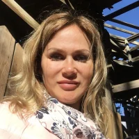 Екатерина Весна в MAX