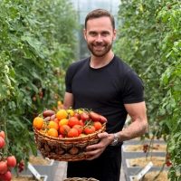 Семена Партнер Директор в MAX