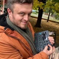 Юра Wadada в MAX