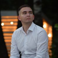 Молодой 2.0 в MAX