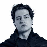 Альберт в MAX