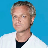 Пластический хирург Игорь Белый в MAX