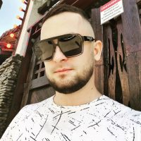 Лебедь Дмитрий в MAX