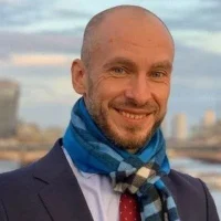 Анонимный Молотников 🎓 в MAX