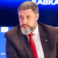 Николай Новопашин в MAX