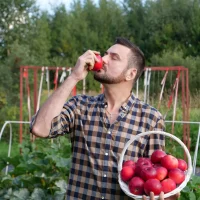 Дачный Угодник Виталий Декабрев в MAX