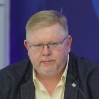 Что-то знаю / Павел Данилин в MAX