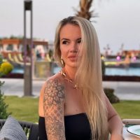 Медникова Диана в MAX