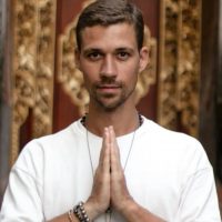 Никита Метелица в MAX