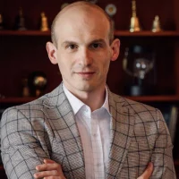 Илья Анищенко в MAX