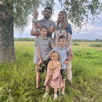 Жизнь Перовых в русской глубинке в MAX