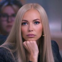 Оптимистка в штатском в MAX