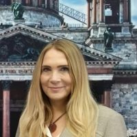 Воспользуйся ботом по ссылке: https://max.ru/me_super_bot