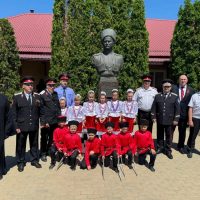 Муниципальное бюджетное дошкольное образовательное учреждение детский сад № 4 "Веселый ручеек"