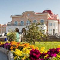 Театр имени Бестужева